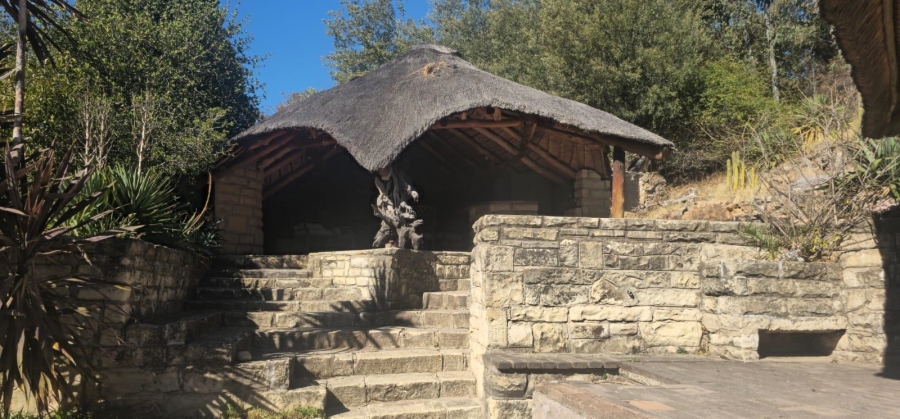 4 Bedroom Property for Sale in Ladybrand Free State